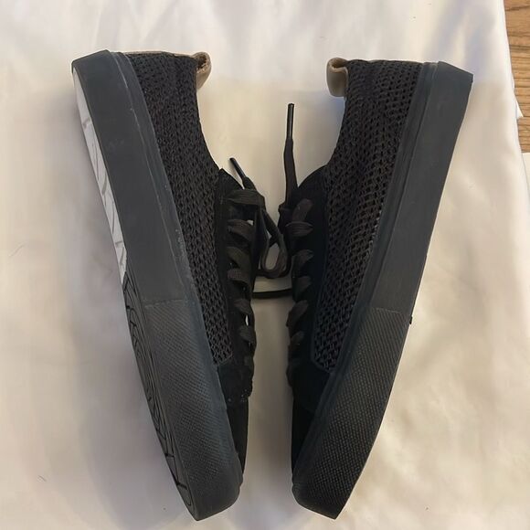 POINTER BLACK SNEAKERS.   LOW CUT, VULCANIZE SOLE.  NEW IN BOX - Picture 5 of 11